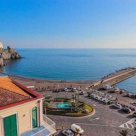 Dogi A Amalfi Quarto foto